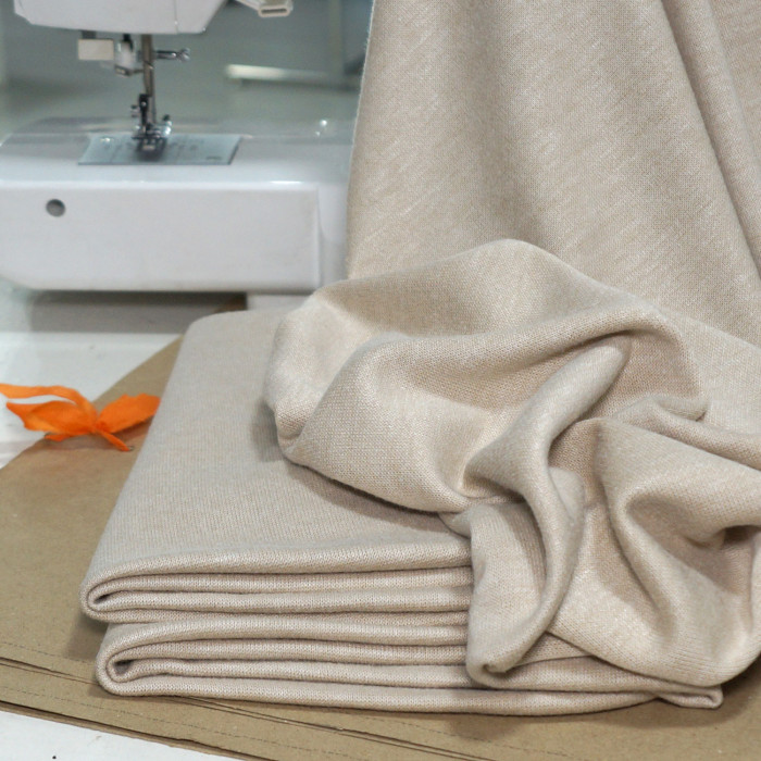 Трикотаж вискозный AL2110 Tapioka для пошива платья Claire по выкройке Helper Sew